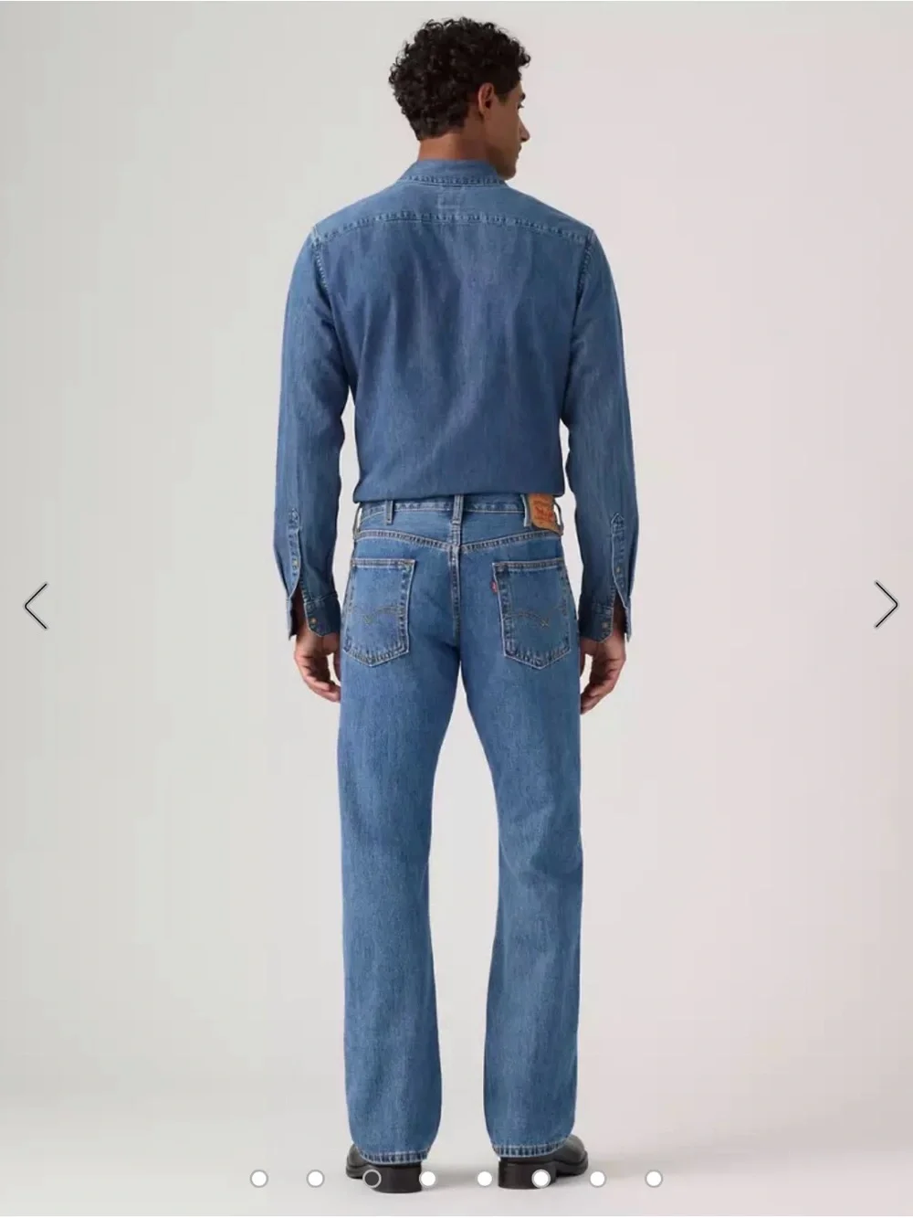 Levi's Men's Medium wash Blue Bootcut Jeans
